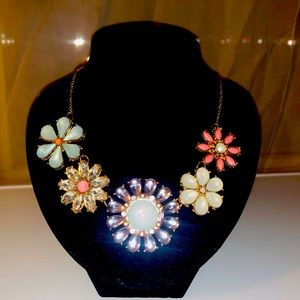 Floral necklace